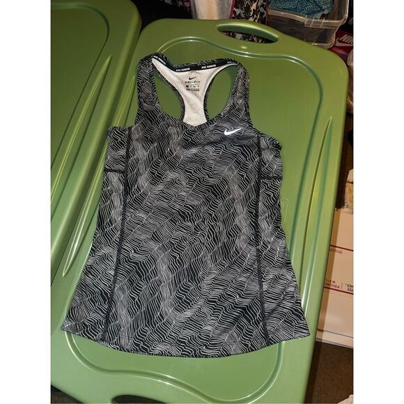 Nike Tank Top - Picture 1 of 2